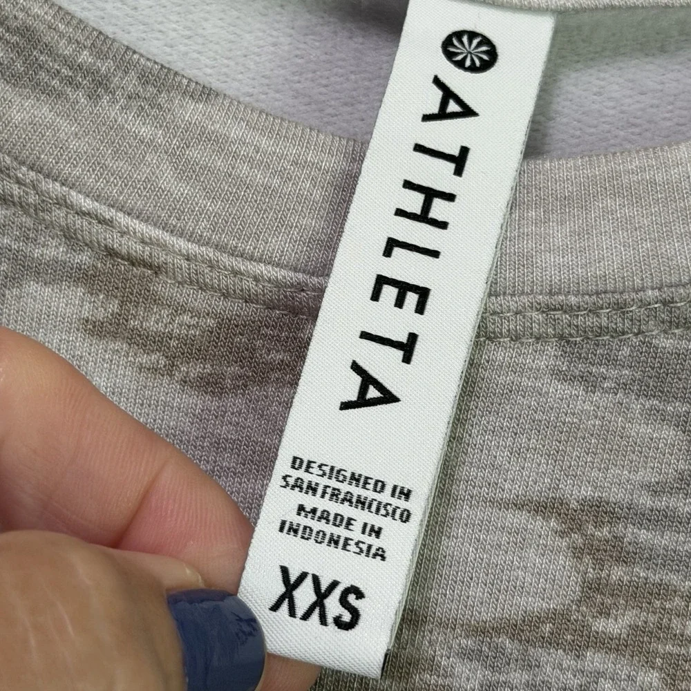 Athleta Pure Luxe Camo Printed Sweatshirt XXS Lounge Casual Pullover Crewneck